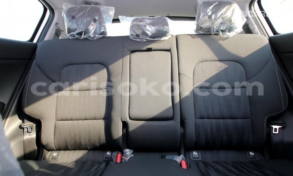 Acheter Import Voiture Kia Sportage Blanc à Import - Dubai, Rwanda Acheter Import Voiture Kia Sportage Blanc à Import - Dubai, Rwanda