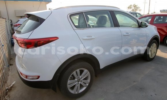 Acheter Import Voiture Kia Sportage Blanc à Import - Dubai, Rwanda Acheter Import Voiture Kia Sportage Blanc à Import - Dubai, Rwanda