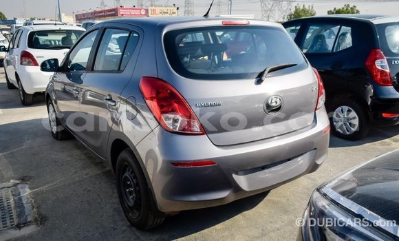 Acheter Import Voiture Hyundai i20 Autre à Import - Dubai, Rwanda Acheter Import Voiture Hyundai i20 Autre à Import - Dubai, Rwanda