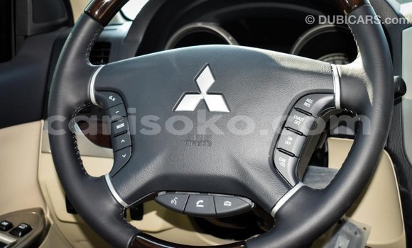 Acheter Import Voiture Mitsubishi Pajero Autre à Import - Dubai, Rwanda Acheter Import Voiture Mitsubishi Pajero Autre à Import - Dubai, Rwanda