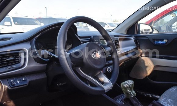 Acheter Import Voiture Kia Rio Noir à Import - Dubai, Rwanda Acheter Import Voiture Kia Rio Noir à Import - Dubai, Rwanda