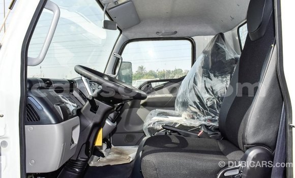 Sayi Imported Mitsubishi L400 Blanc Babbar mota in Import - Dubai a Rwanda Sayi Imported Mitsubishi L400 Blanc Babbar mota in Import - Dubai a Rwanda