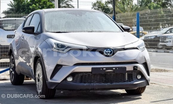 Sayi Imported Toyota C-HR Autre Mota in Import - Dubai a Rwanda Sayi Imported Toyota C-HR Autre Mota in Import - Dubai a Rwanda