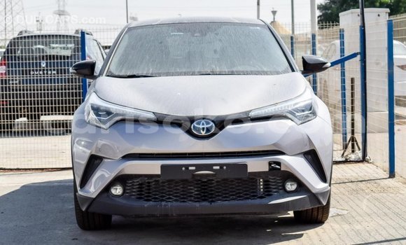 Sayi Imported Toyota C-HR Autre Mota in Import - Dubai a Rwanda Sayi Imported Toyota C-HR Autre Mota in Import - Dubai a Rwanda
