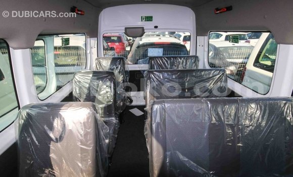Buy Import Nissan 350Z White Car in Import - Dubai in Rwanda Buy Import Nissan 350Z White Car in Import - Dubai in Rwanda