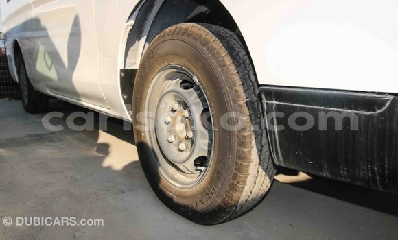 Buy Import Nissan 350Z White Car in Import - Dubai in Rwanda Buy Import Nissan 350Z White Car in Import - Dubai in Rwanda