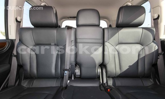 Acheter Import Voiture Lexus LX Blanc à Import - Dubai, Rwanda Acheter Import Voiture Lexus LX Blanc à Import - Dubai, Rwanda