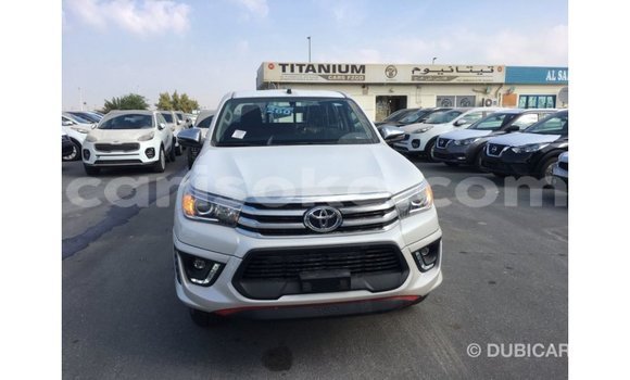 اشتري Imported Toyota Hilux Blanc سيارة في Import - Dubai في Rwanda اشتري Imported Toyota Hilux Blanc سيارة في Import - Dubai في Rwanda
