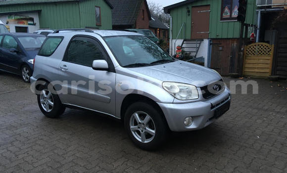 Buy Used Toyota RAV4 Silver Car in Kigali in Rwanda Buy Used Toyota RAV4 Silver Car in Kigali in Rwanda