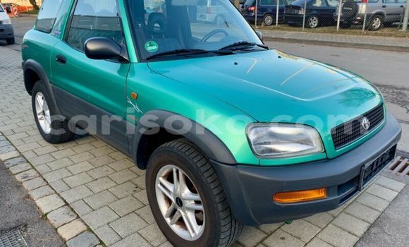 Sayi Na hannu Toyota RAV4 Beige Mota in Kigali a Rwanda Sayi Na hannu Toyota RAV4 Beige Mota in Kigali a Rwanda