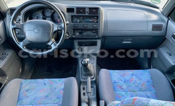 Sayi Na hannu Toyota RAV4 Beige Mota in Kigali a Rwanda Sayi Na hannu Toyota RAV4 Beige Mota in Kigali a Rwanda
