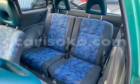 Sayi Na hannu Toyota RAV4 Beige Mota in Kigali a Rwanda Sayi Na hannu Toyota RAV4 Beige Mota in Kigali a Rwanda