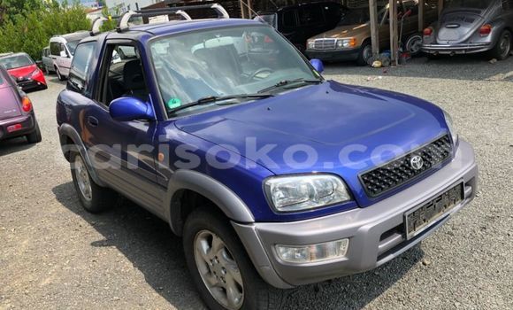 Acheter Occasion Voiture Toyota RAV4 Bleu à Kigali, Rwanda Acheter Occasion Voiture Toyota RAV4 Bleu à Kigali, Rwanda