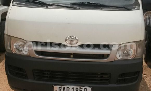 Sayi Sabo Toyota Harrier Noir Mota in Gicumbi a Rwanda Sayi Sabo Toyota Harrier Noir Mota in Gicumbi a Rwanda