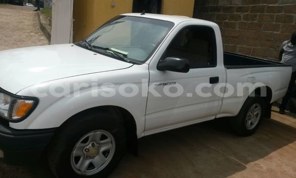 Sayi Na hannu Toyota Tacoma Blanc Mota in Kigali a Rwanda Sayi Na hannu Toyota Tacoma Blanc Mota in Kigali a Rwanda