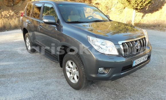 Buy Used Toyota Land Cruiser Prado Beige Car in Kigali in Rwanda Buy Used Toyota Land Cruiser Prado Beige Car in Kigali in Rwanda