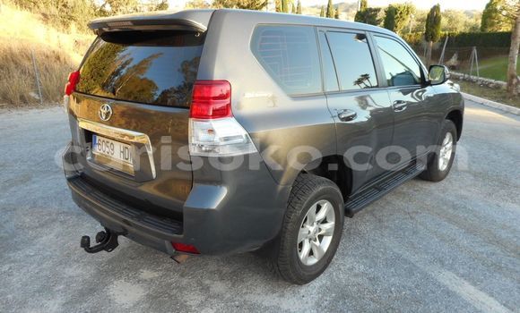 Buy Used Toyota Land Cruiser Prado Beige Car in Kigali in Rwanda Buy Used Toyota Land Cruiser Prado Beige Car in Kigali in Rwanda