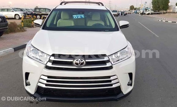 اشتري Imported Toyota Highlander Blanc سيارة في Import - Dubai في Rwanda اشتري Imported Toyota Highlander Blanc سيارة في Import - Dubai في Rwanda