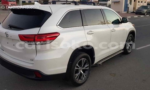 اشتري Imported Toyota Highlander Blanc سيارة في Import - Dubai في Rwanda اشتري Imported Toyota Highlander Blanc سيارة في Import - Dubai في Rwanda