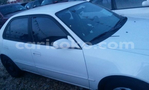 Acheter Neuf Voiture Toyota Corolla Blanc à Kigali, Rwanda Acheter Neuf Voiture Toyota Corolla Blanc à Kigali, Rwanda