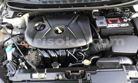 Buy Used Hyundai Elantra Beige Car in Kigali in Rwanda Buy Used Hyundai Elantra Beige Car in Kigali in Rwanda