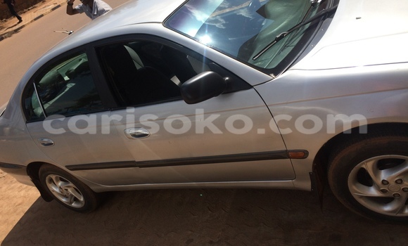 اشتري مستعمل Toyota Avensis Gris سيارة في Kigali في Rwanda اشتري مستعمل Toyota Avensis Gris سيارة في Kigali في Rwanda