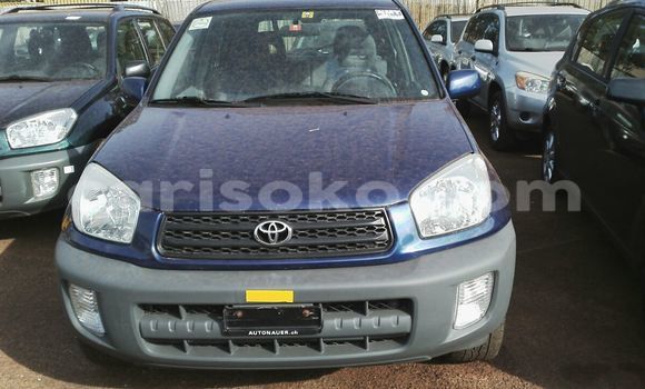 Acheter Occasion Voiture Toyota RAV4 Bleu à Gicumbi, Rwanda Acheter Occasion Voiture Toyota RAV4 Bleu à Gicumbi, Rwanda