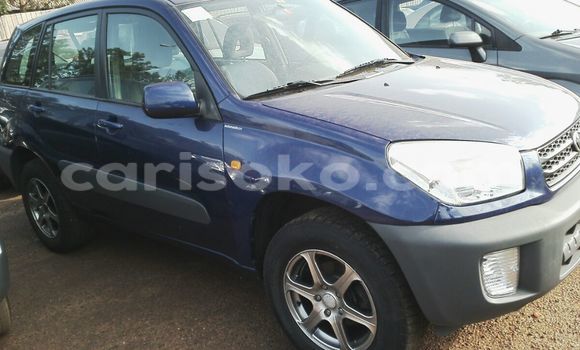 Acheter Occasion Voiture Toyota RAV4 Bleu à Gicumbi, Rwanda Acheter Occasion Voiture Toyota RAV4 Bleu à Gicumbi, Rwanda