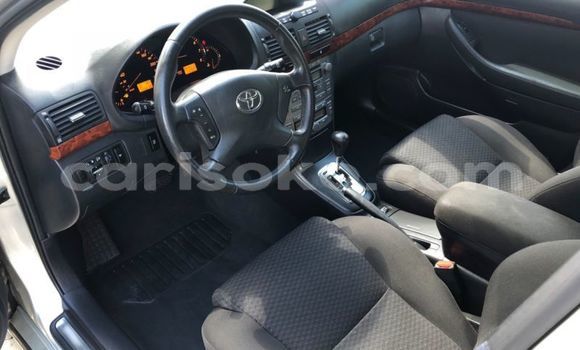 Sayi Imported Toyota Avensis Gris Mota in Cyangugu a Cyangugu Sayi Imported Toyota Avensis Gris Mota in Cyangugu a Cyangugu