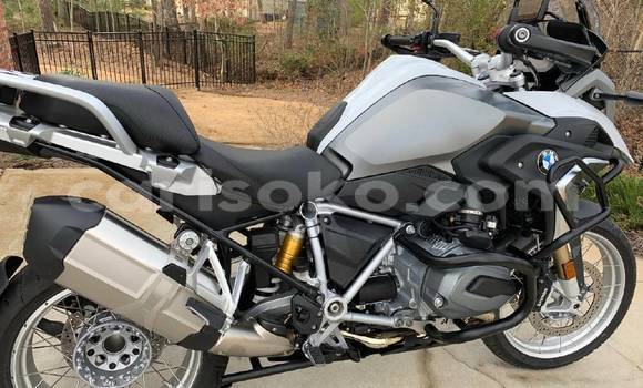 Acheter Occasion Moto BMW GS Noir à Gikongoro, Gikongoro Acheter Occasion Moto BMW GS Noir à Gikongoro, Gikongoro