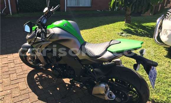 Buy Used Kawasaki Z 1000 Green Bike in Bokwango in Rwanda Buy Used Kawasaki Z 1000 Green Bike in Bokwango in Rwanda