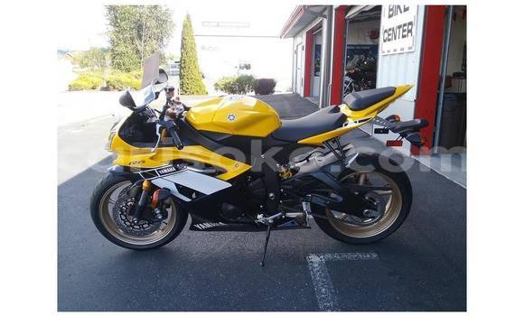 اشتري مستعمل Yamaha R6 Beige دراجة نارية في Bokwango في Rwanda