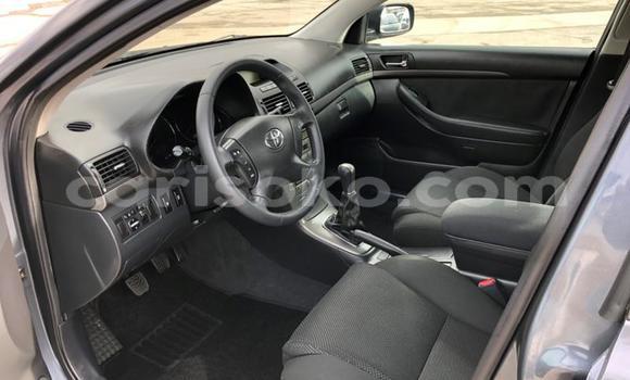 Buy Used Toyota Avensis Black Car in Bokwango in Rwanda Buy Used Toyota Avensis Black Car in Bokwango in Rwanda
