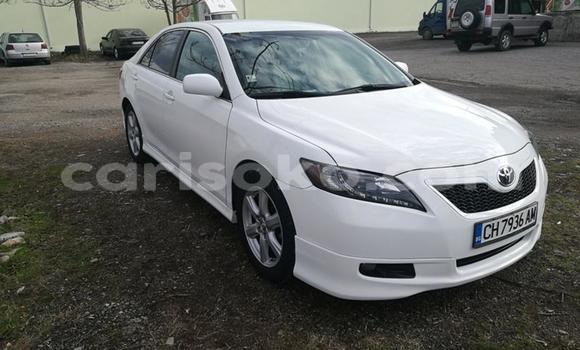 Buy Used Toyota Camry White Car in Bokwango in Rwanda Buy Used Toyota Camry White Car in Bokwango in Rwanda