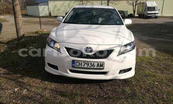 Buy Used Toyota Camry White Car in Bokwango in Rwanda Buy Used Toyota Camry White Car in Bokwango in Rwanda