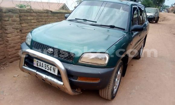 Sayi Na hannu Toyota RAV4 Vert Mota in Kigali a Rwanda Sayi Na hannu Toyota RAV4 Vert Mota in Kigali a Rwanda