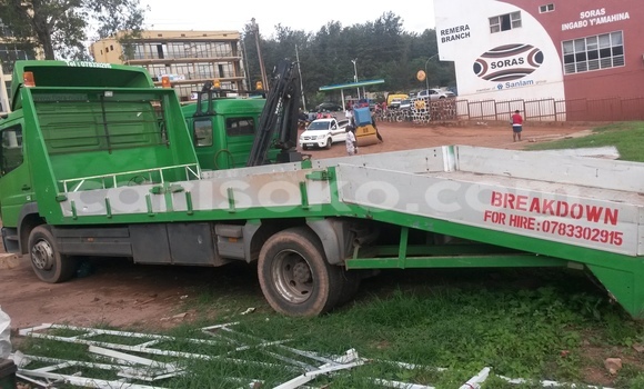 Acheter Occasion Voiture Mercedes-Benz 190 Vert à Kigali, Rwanda Acheter Occasion Voiture Mercedes-Benz 190 Vert à Kigali, Rwanda