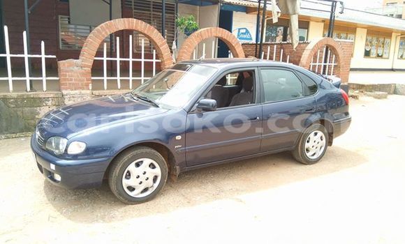 Acheter Occasion Voiture Toyota Corolla Noir à Gicumbi, Rwanda Acheter Occasion Voiture Toyota Corolla Noir à Gicumbi, Rwanda
