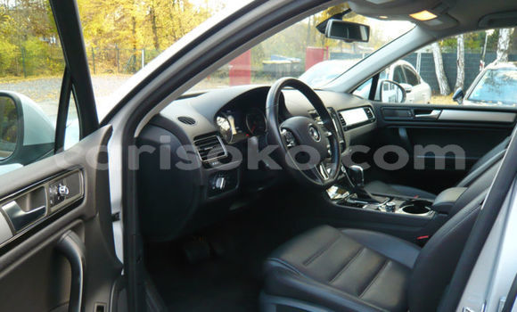 Sayi Imported Volkswagen Touareg Gris Mota in Muhanga a Rwanda Sayi Imported Volkswagen Touareg Gris Mota in Muhanga a Rwanda