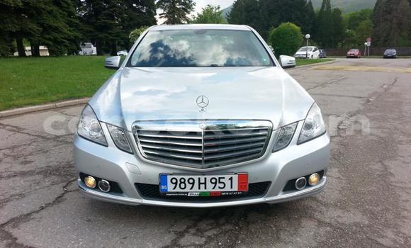 Buy Used Mercedes-Benz 230 Silver Car in Gikongoro in Gikongoro Buy Used Mercedes-Benz 230 Silver Car in Gikongoro in Gikongoro