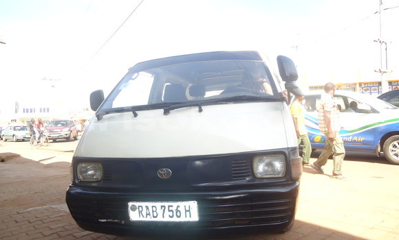 Acheter Occasion Voiture Toyota 4Runner Noir à Kigali, Rwanda