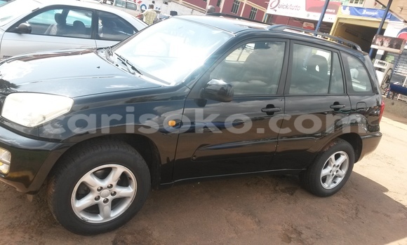 Acheter Neuf Voiture Toyota RAV4 Noir à Kigali, Rwanda Acheter Neuf Voiture Toyota RAV4 Noir à Kigali, Rwanda