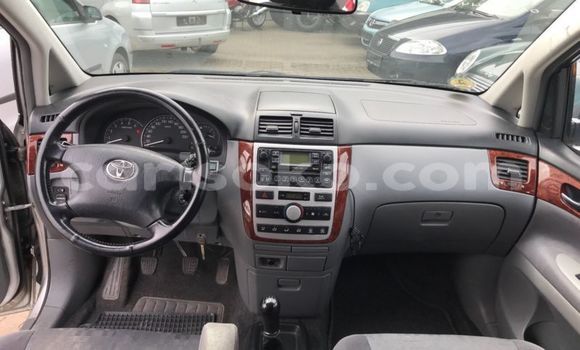 Buy Used Toyota Avensis Verso Beige Car in Kigali in Rwanda Buy Used Toyota Avensis Verso Beige Car in Kigali in Rwanda
