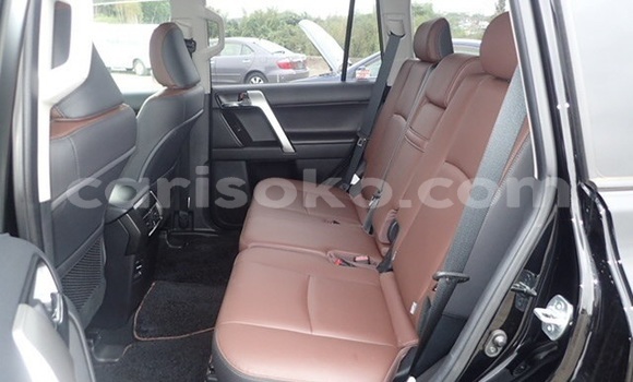 Acheter Occasion Voiture Toyota Land Cruiser Prado Noir à Kigali, Rwanda Acheter Occasion Voiture Toyota Land Cruiser Prado Noir à Kigali, Rwanda