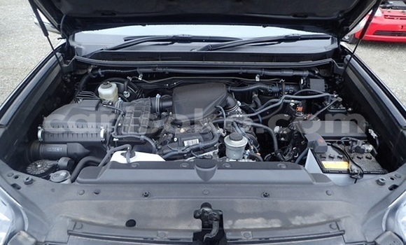 Acheter Occasion Voiture Toyota Land Cruiser Prado Noir à Kigali, Rwanda Acheter Occasion Voiture Toyota Land Cruiser Prado Noir à Kigali, Rwanda