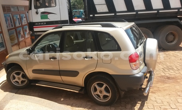 Sayi Na hannu Toyota RAV4 Autre Mota in Kigali a Rwanda Sayi Na hannu Toyota RAV4 Autre Mota in Kigali a Rwanda