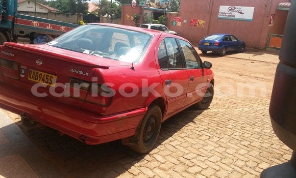 Sayi Na hannu Nissan 350Z Blanc Mota in Kigali a Rwanda Sayi Na hannu Nissan 350Z Blanc Mota in Kigali a Rwanda