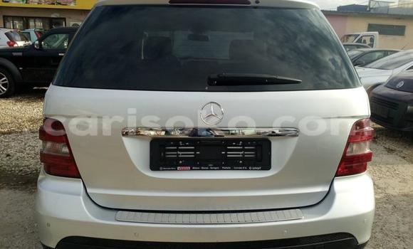 Buy Used Mercedes-Benz ML–Class Silver Car in Bokwango in Rwanda Buy Used Mercedes-Benz ML–Class Silver Car in Bokwango in Rwanda