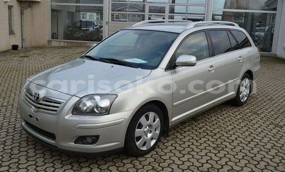 Sayi Imported Toyota Avensis Gris Mota in Kigali a Rwanda Sayi Imported Toyota Avensis Gris Mota in Kigali a Rwanda