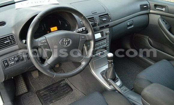 Sayi Imported Toyota Avensis Gris Mota in Kigali a Rwanda Sayi Imported Toyota Avensis Gris Mota in Kigali a Rwanda